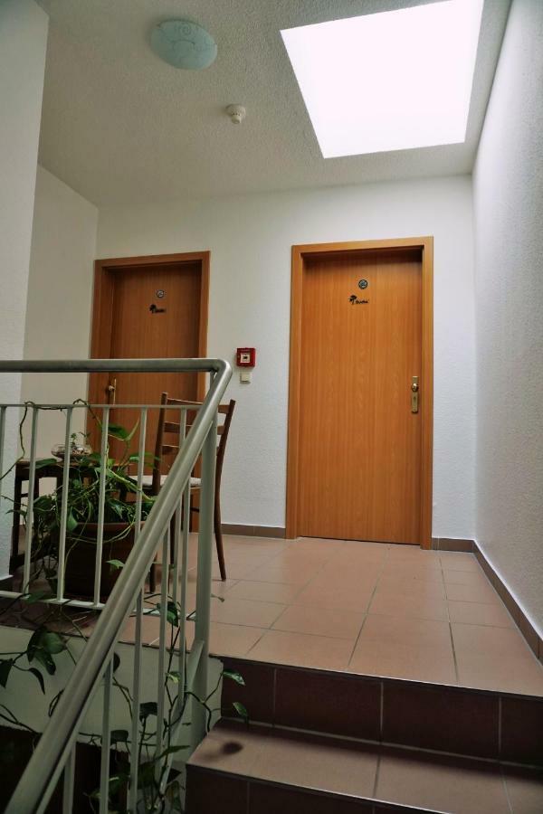 Pension Am Deich Kroslin Exterior photo